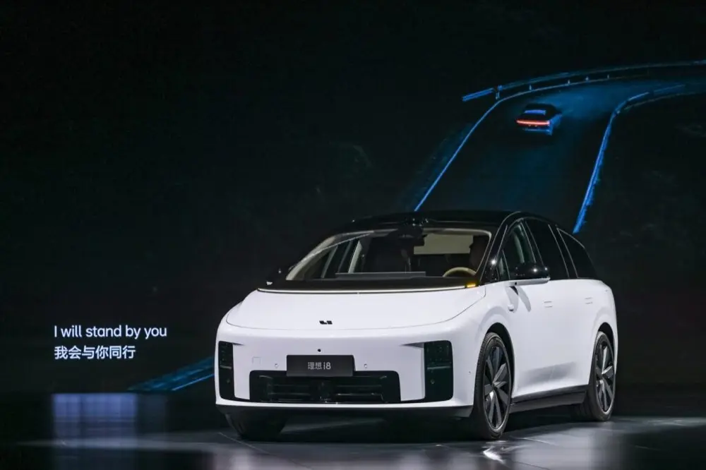 Li Auto's i8 Isn't Just a Tesla Killer, It's a Supply Chain Fortress: Why Western Automakers Should Be Worried