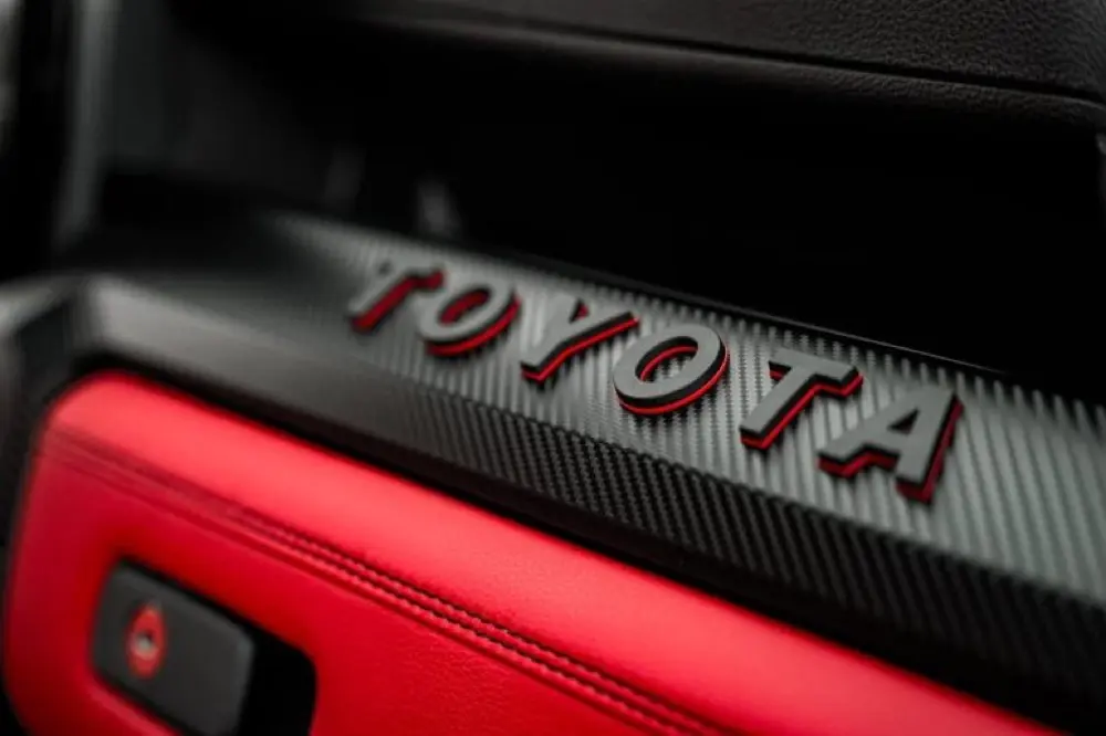 Toyota's Paradox: Why Record Sales Can't Stop a Profit Collapse (The Real Crisis Isn't Tariffs)